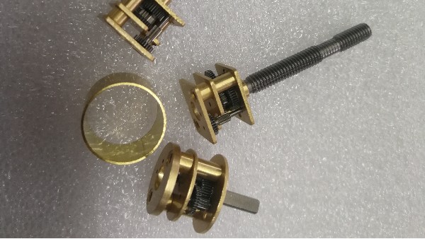 深圳电机减速器电机厂家为您揭秘:国产91免费视频圆柱齿轮减速机结构及特点